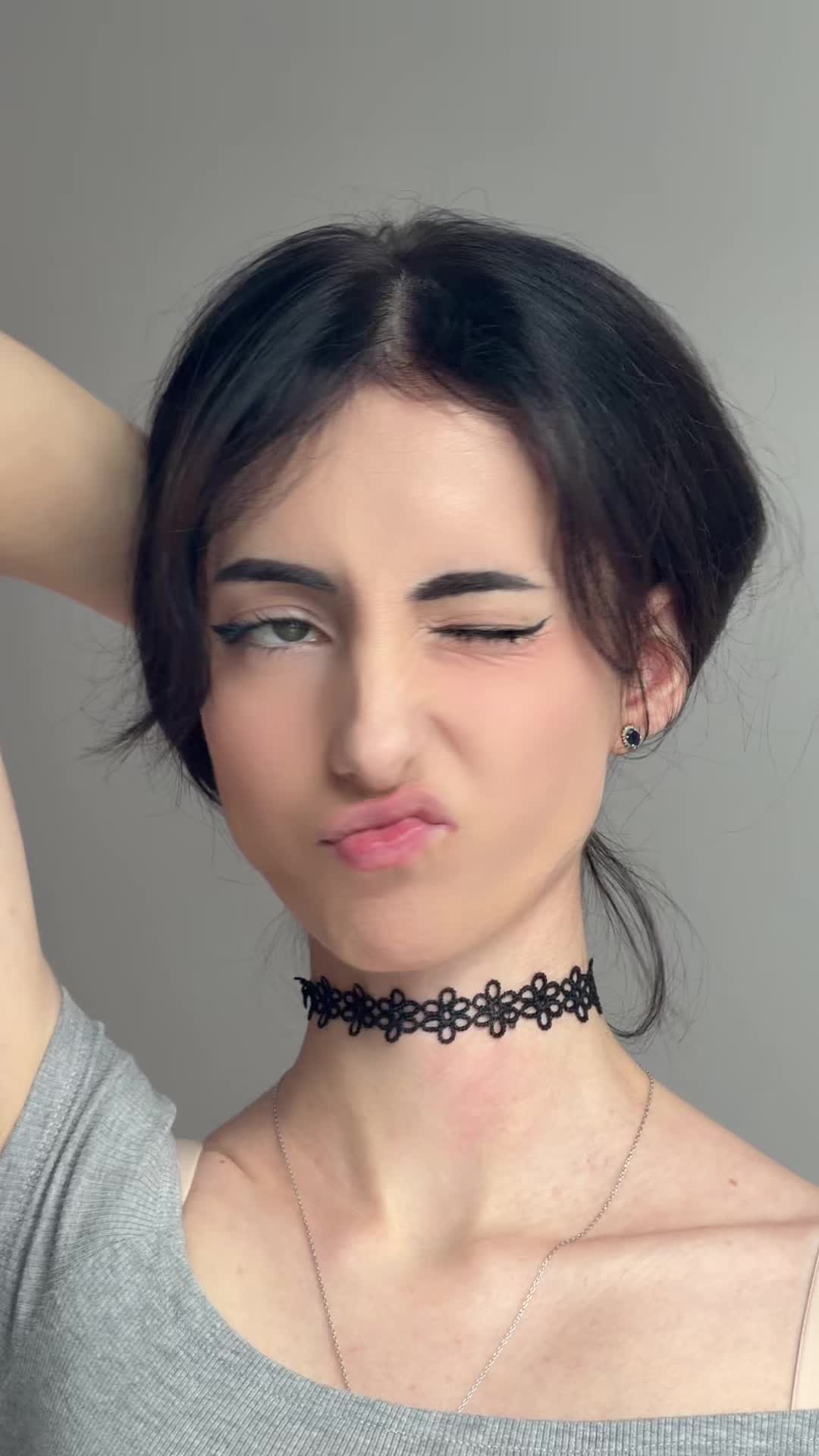 @liuxbate