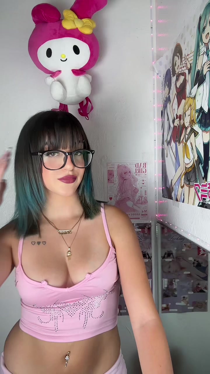 @zuri ♱