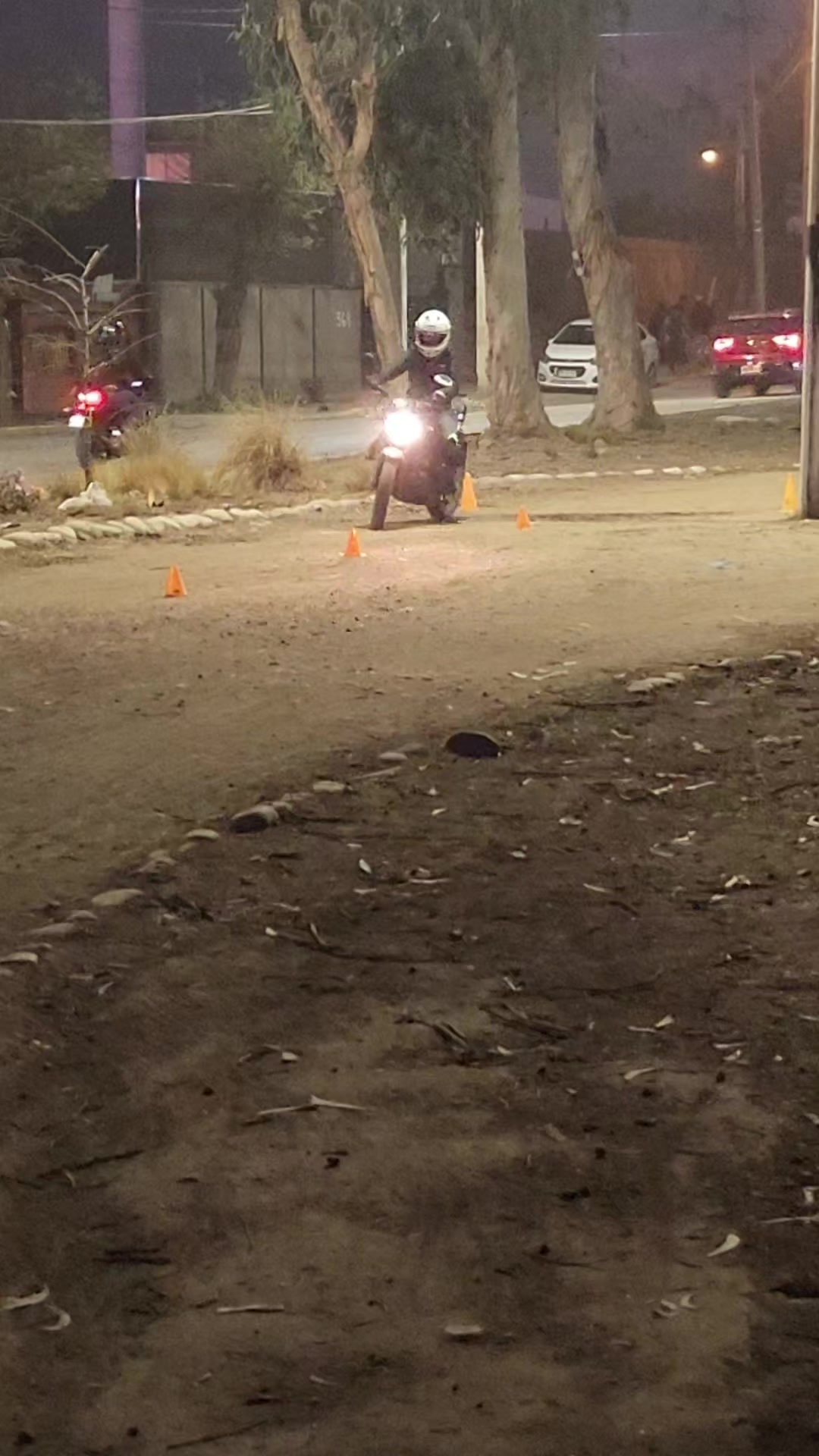 @CLASESDEMOTO.GIXXERMANIA