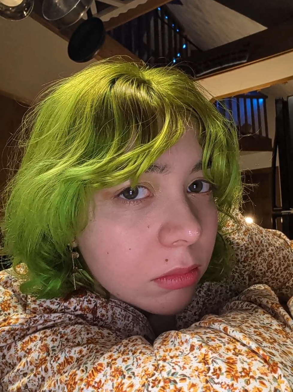 @cam | twitch.tv/chameleighon