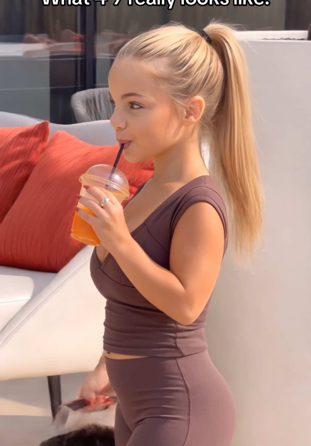 @Elina