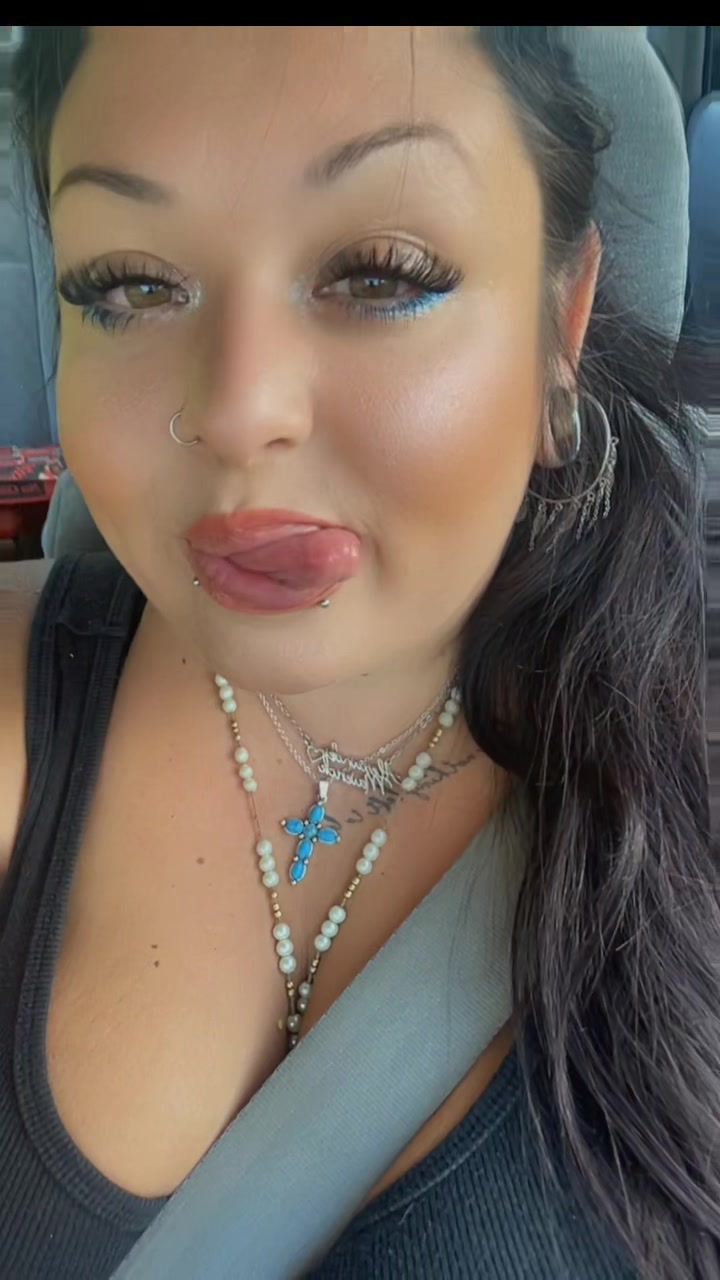 @becka marie 💋