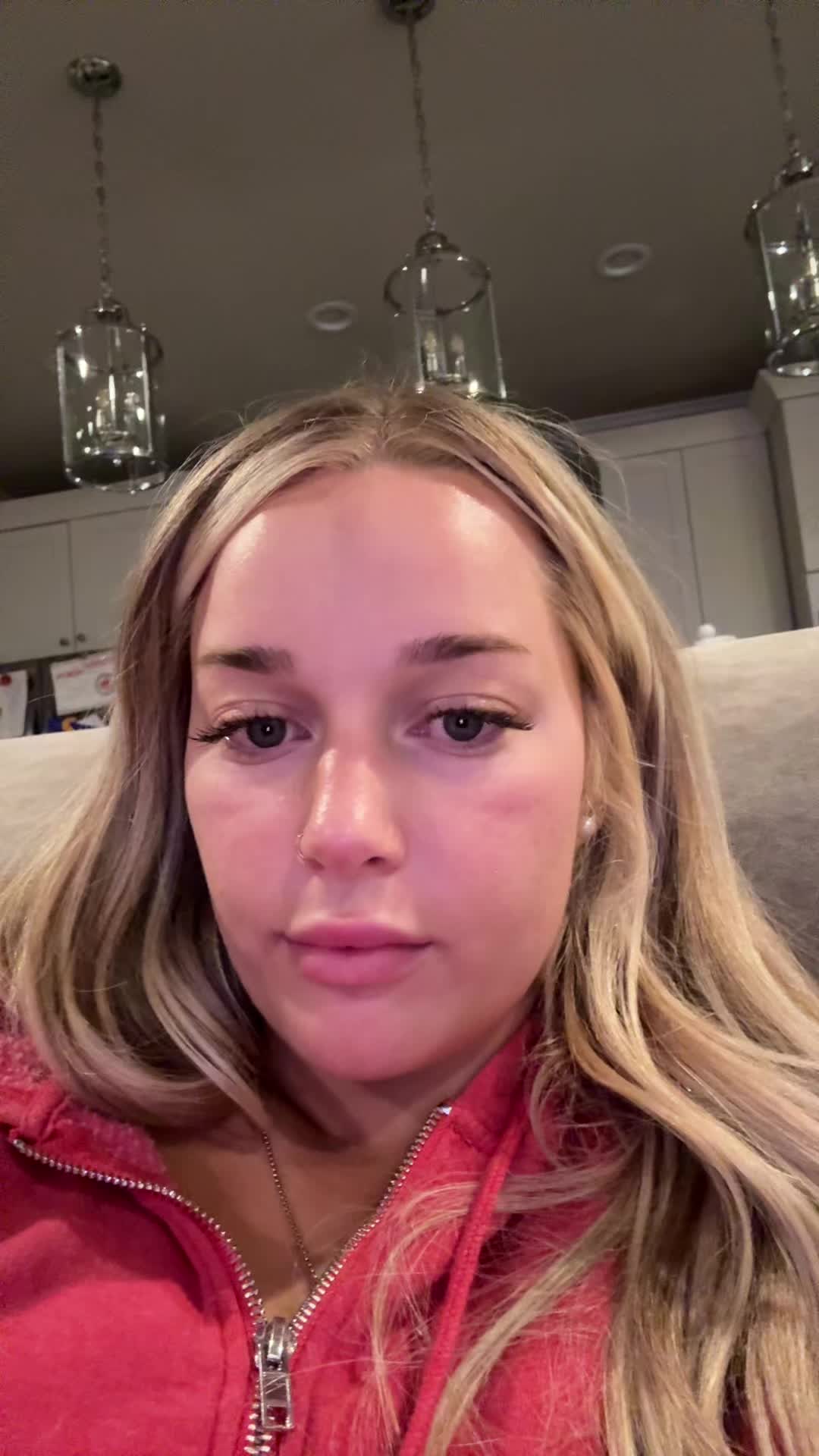 @tori_stenson