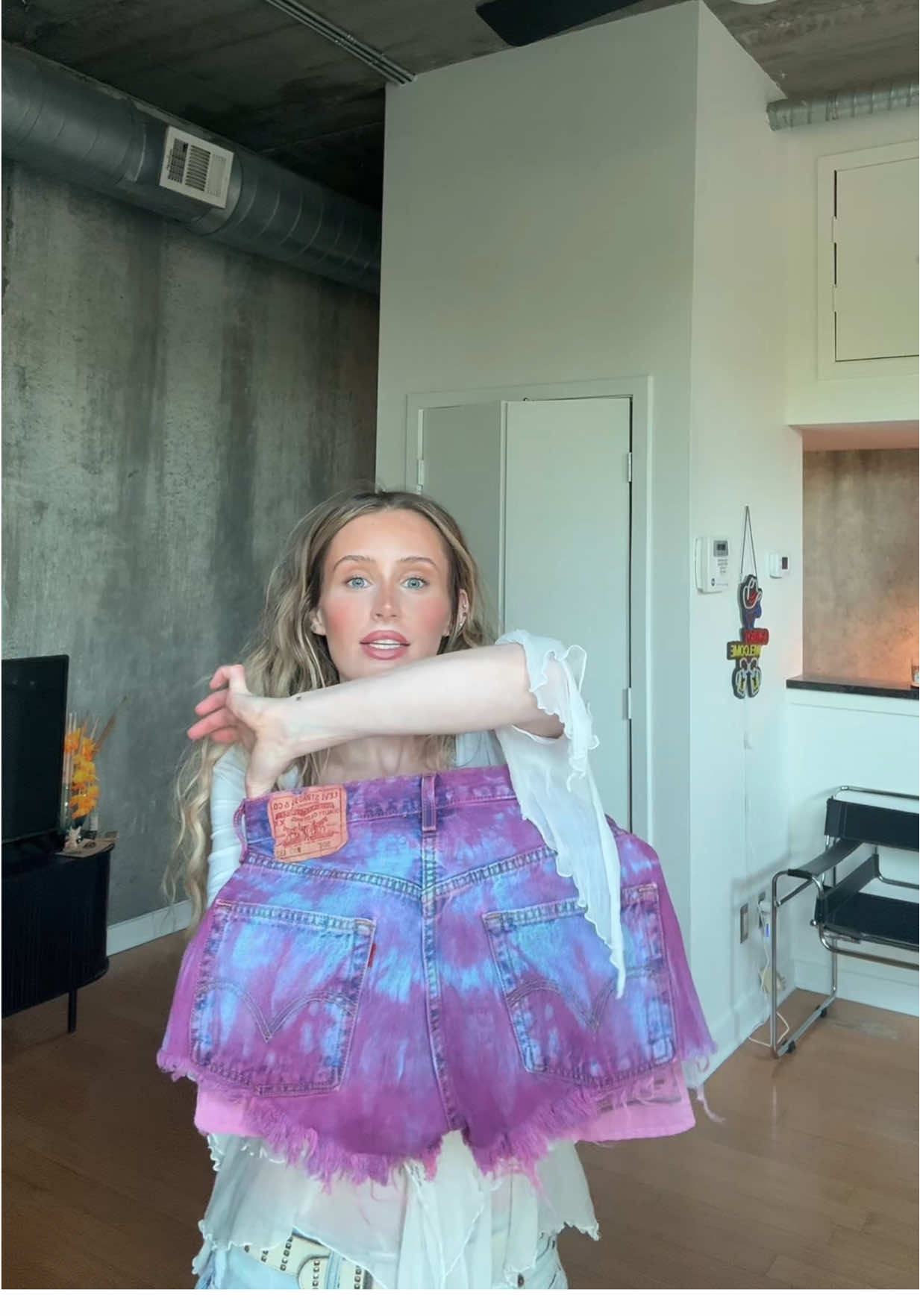 @isabella