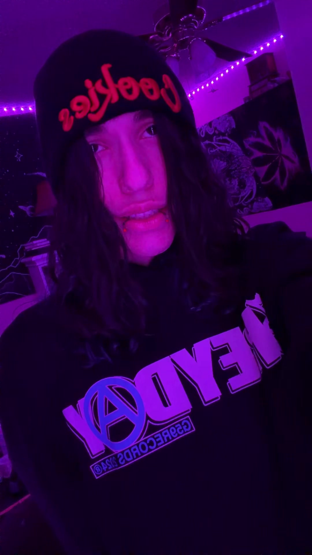 @𝔰𝔶