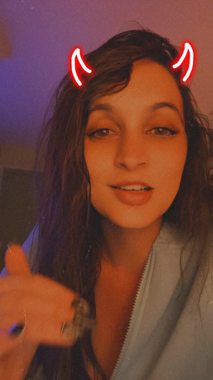 @Lil shadow 🥀🖤💋🖕🏻