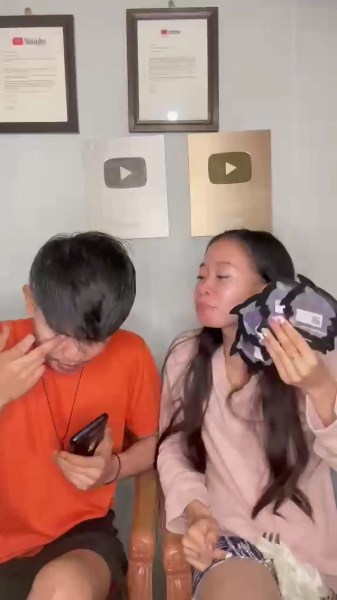 @AmboeNihGess