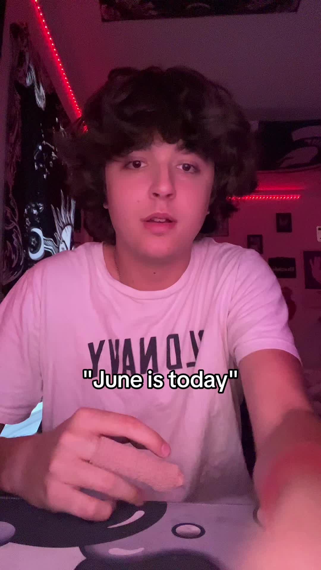 @T