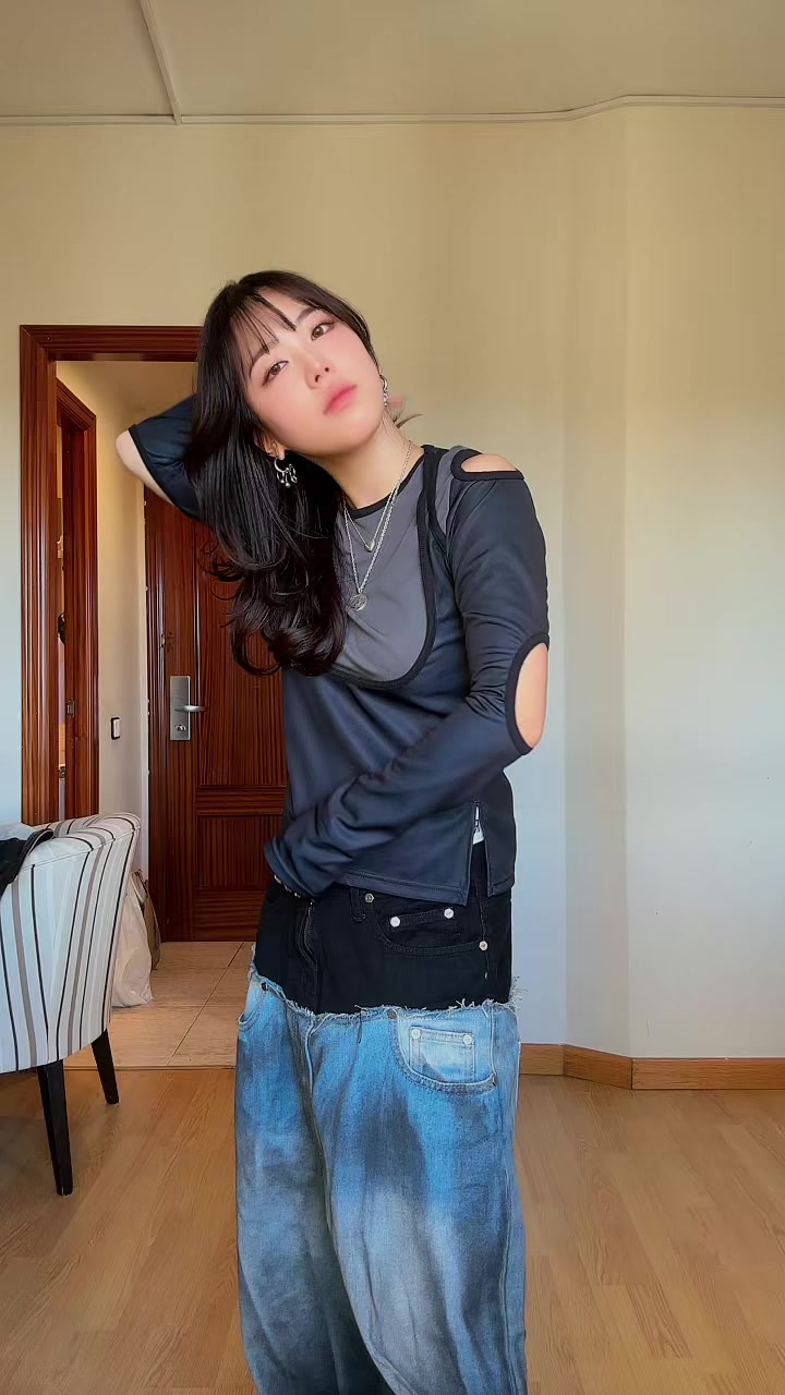 @Momokoyama
