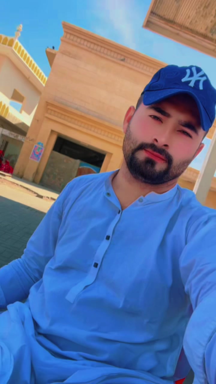 @🎱ZAMEER 🎗️