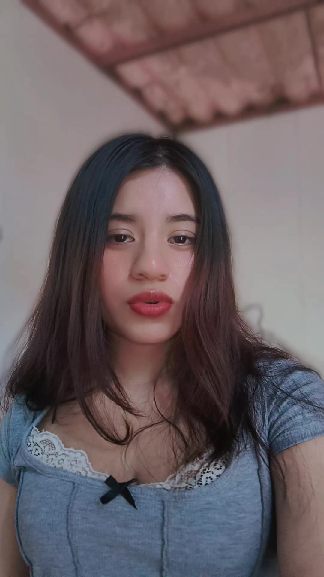 @...