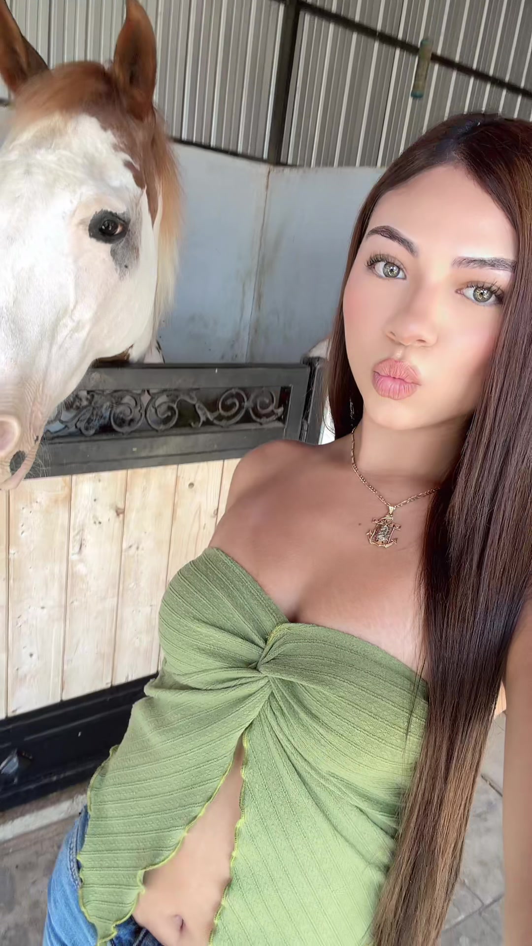 @𝓢𝔂𝓭𝓷𝓮𝔂
