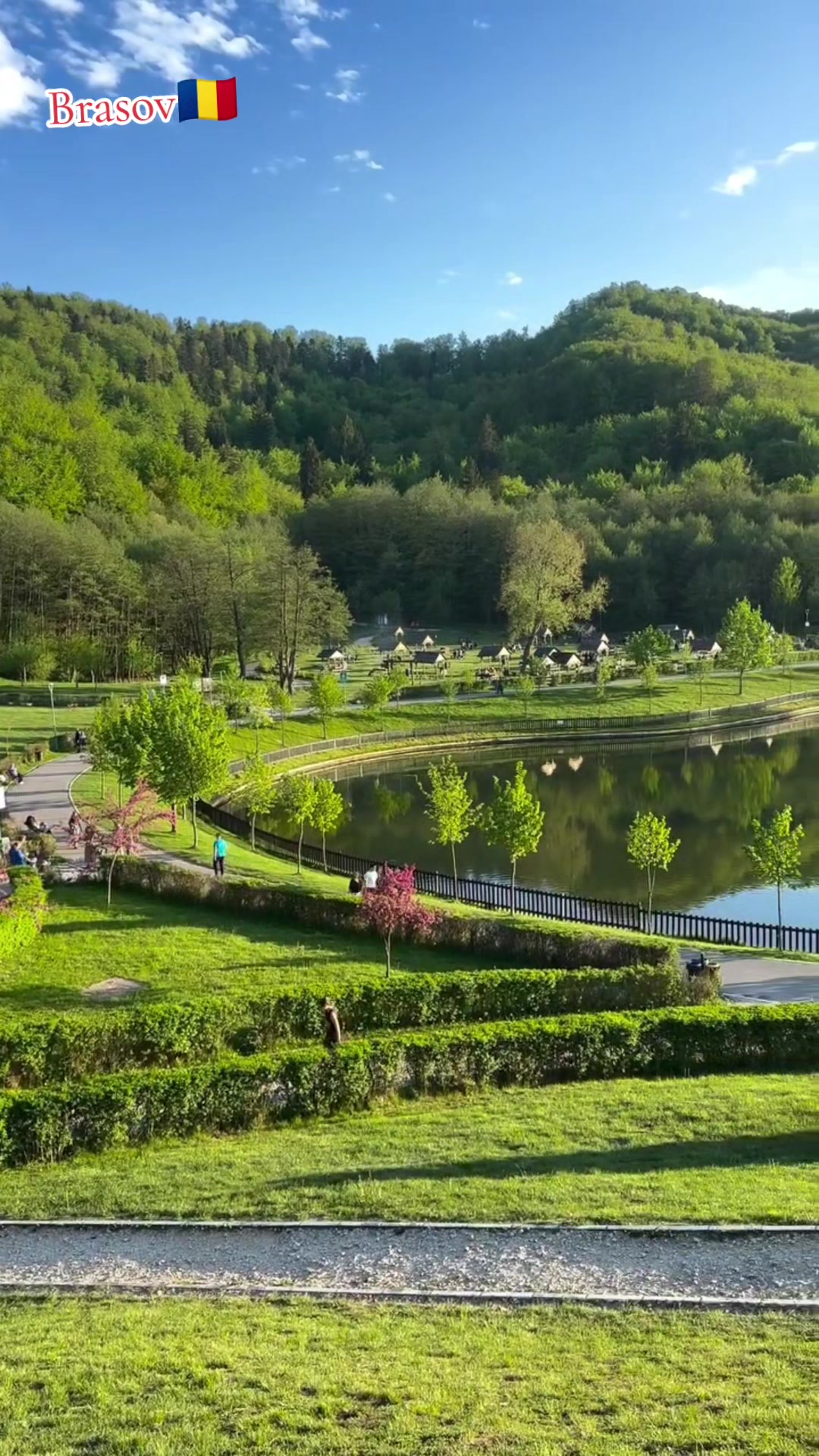 @Honey🇷🇴