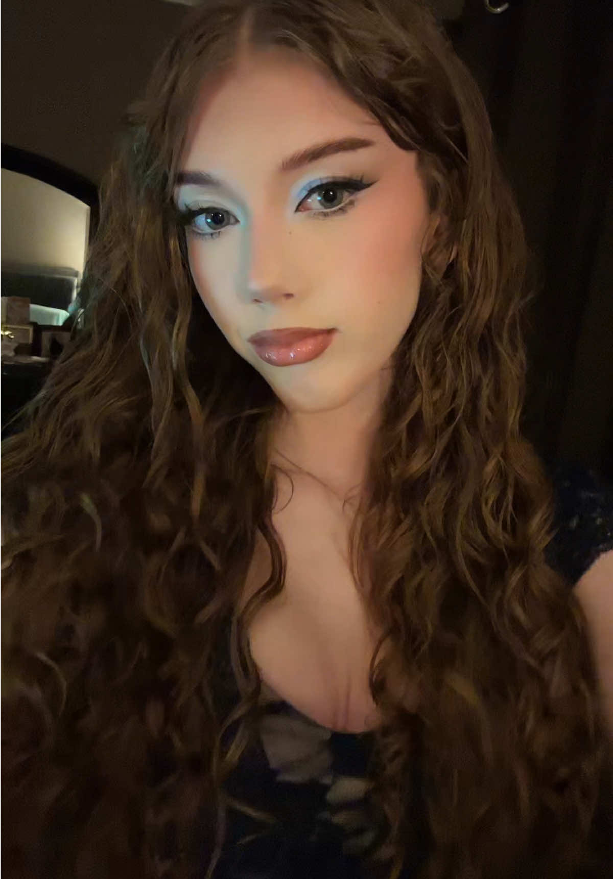 @elissa