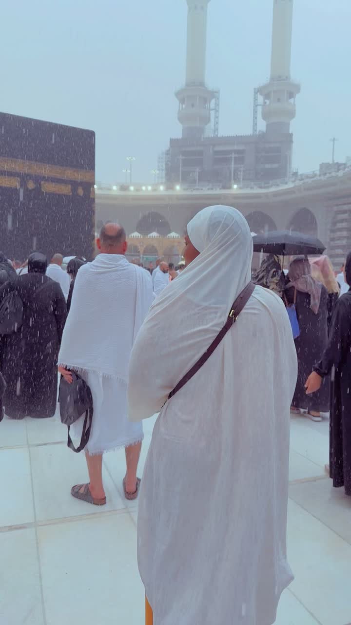 @Hauwa Ayawa