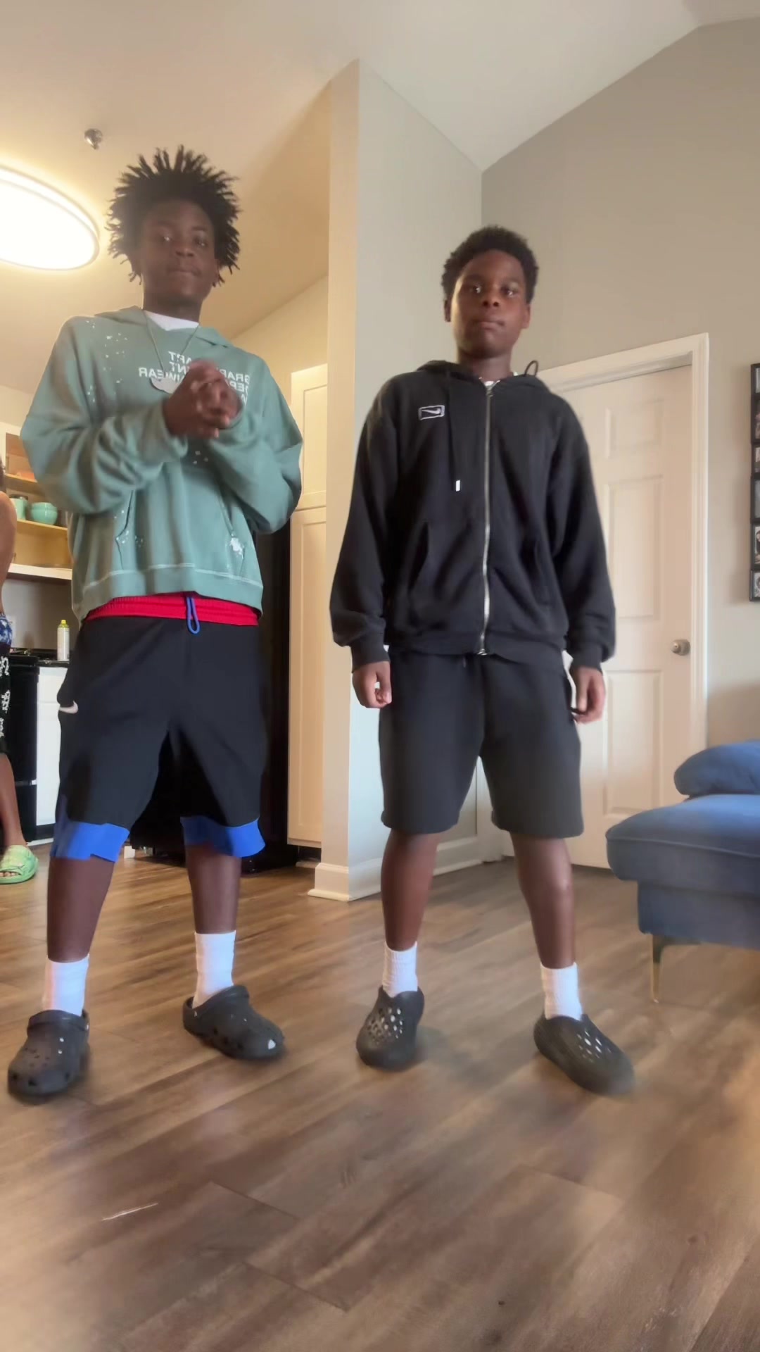 @Uzii