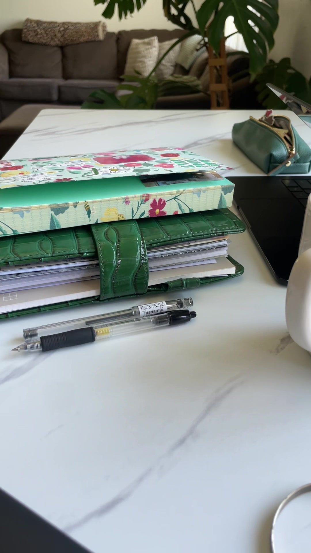 @MercayDeez | WFH Planner Mom