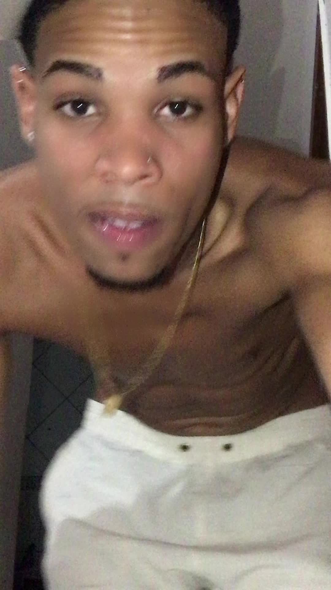 @Wl