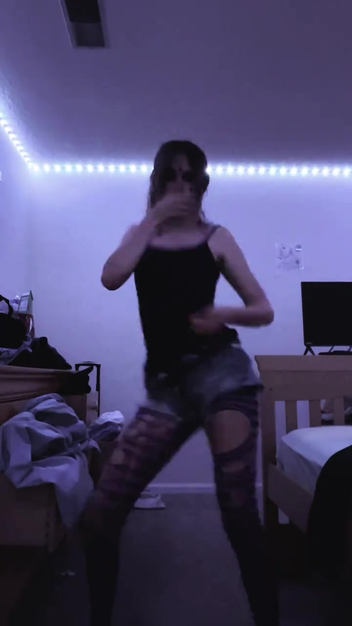 @Hannah 🇨🇴💤🫰🥹