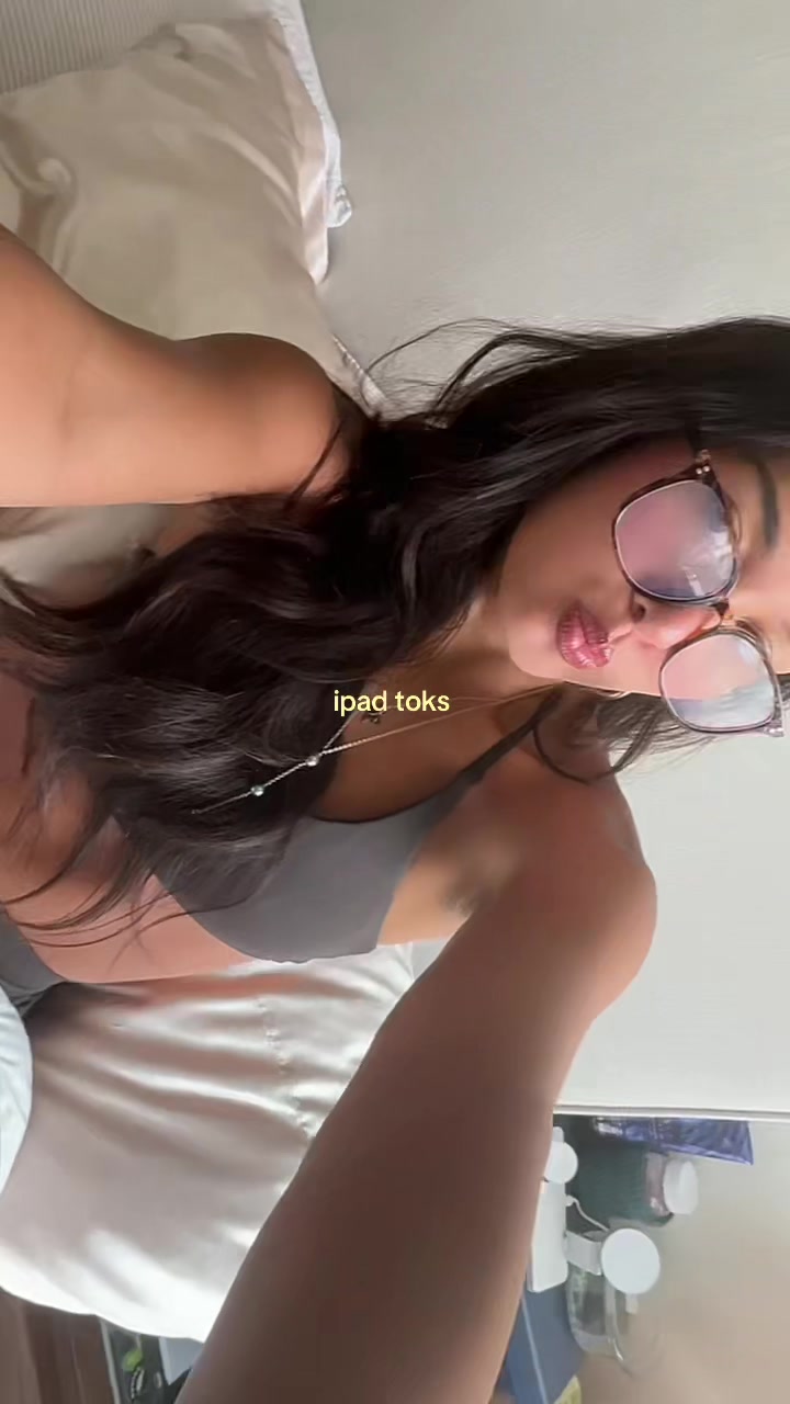 @SOPHIA NICOLE