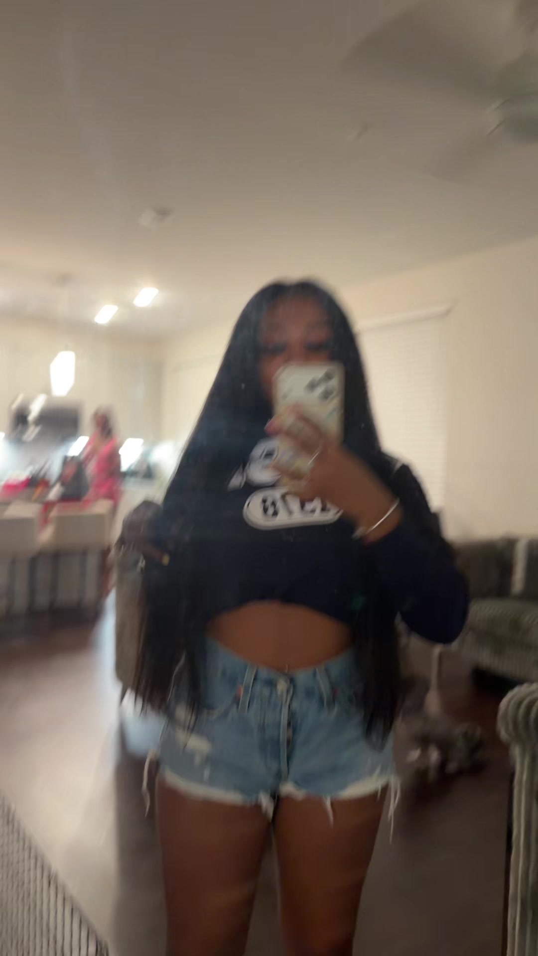 @QUEEN MIRA🫦