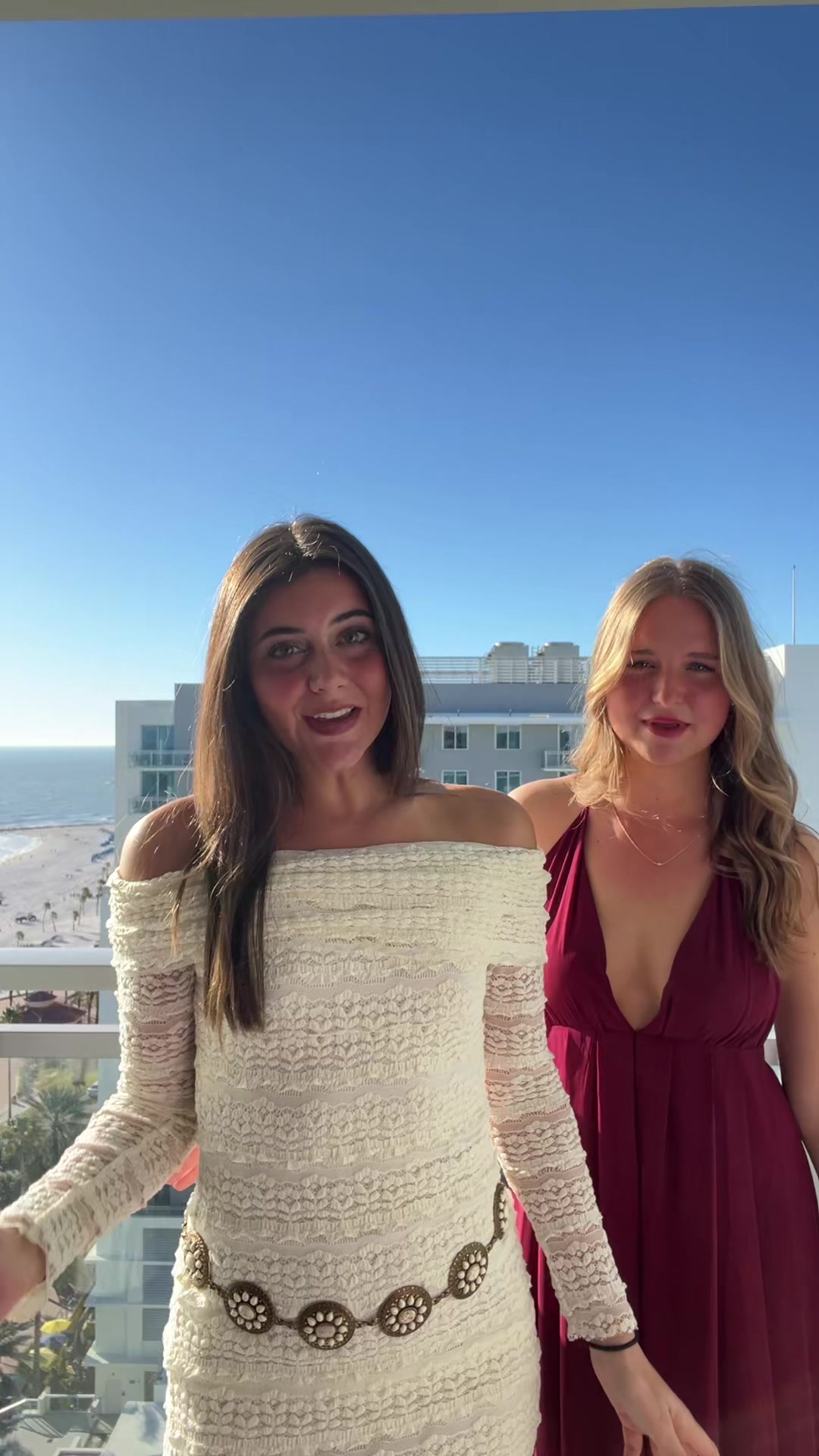 @elizabethstokess