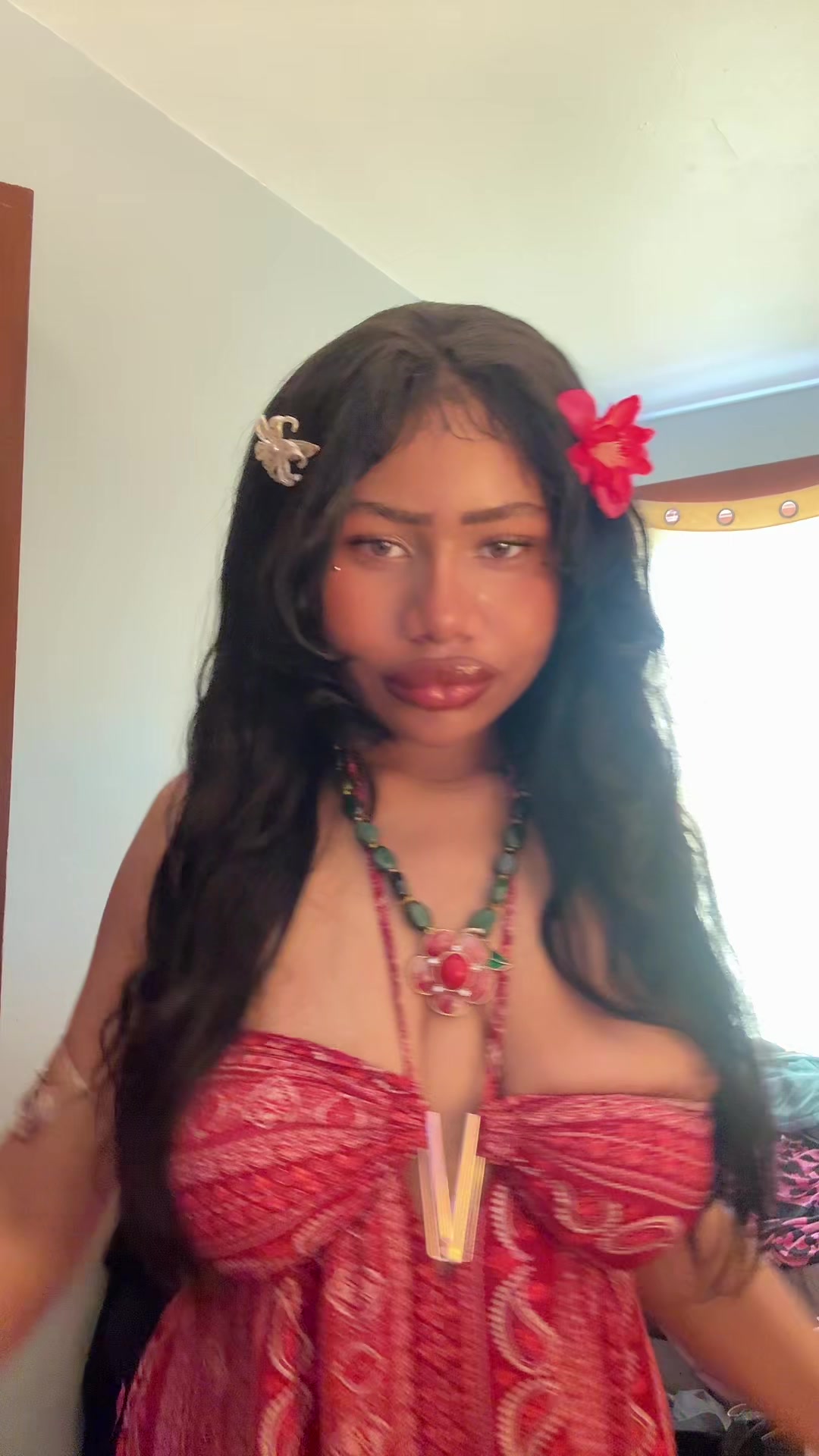 @Angel Leonoraah
