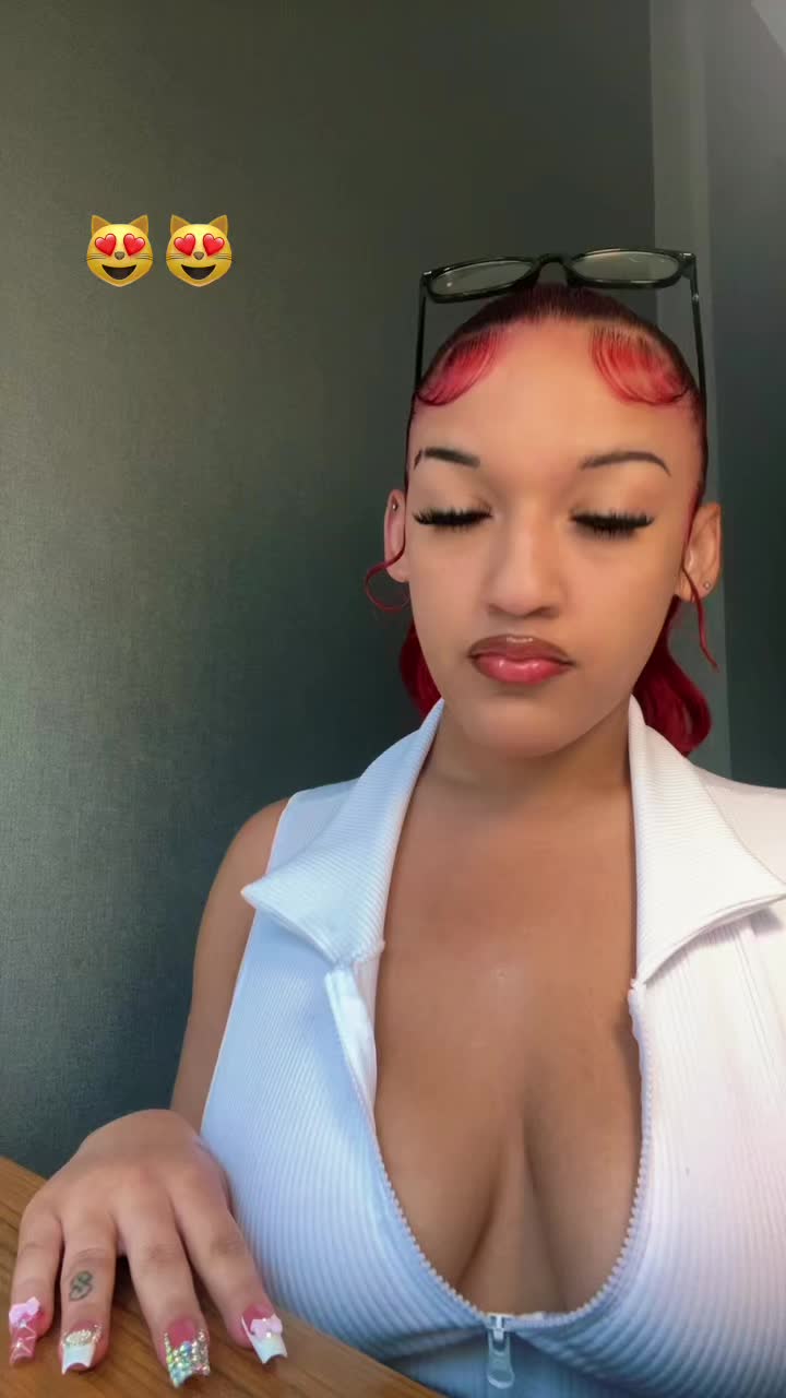 @$hayy💋Baee🥺Everydayy😇