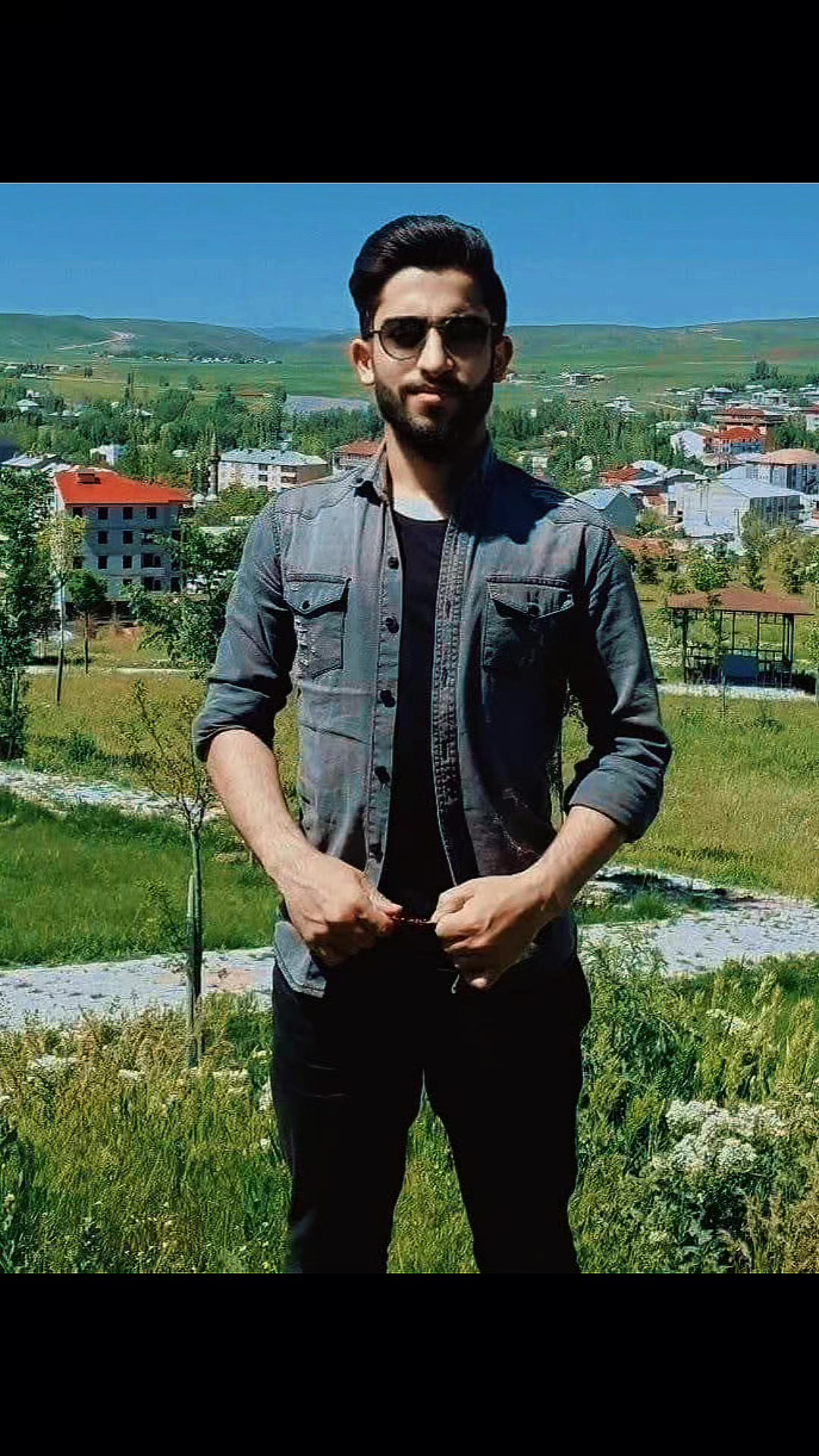 @&Ouml;zkan Boz☑️