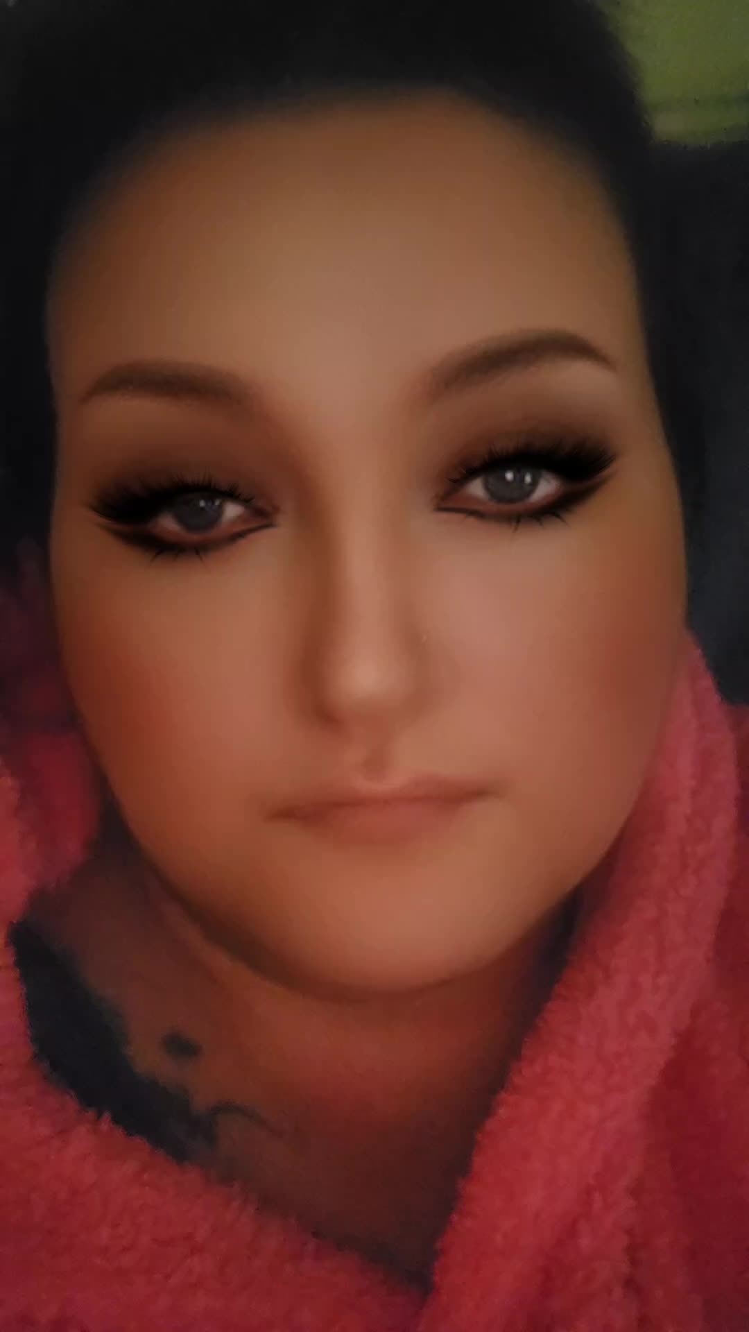 @QueenB