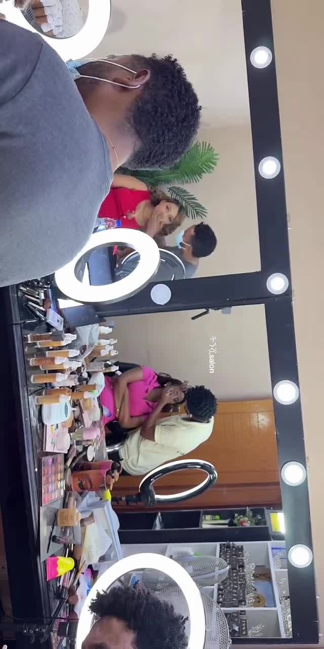 @Tommysimple-make up ትንሿ salon