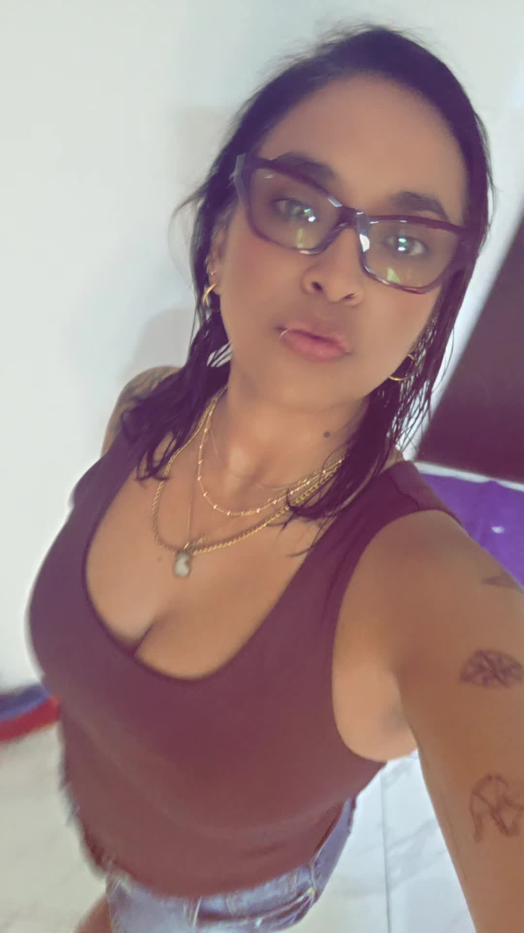 @Isabella