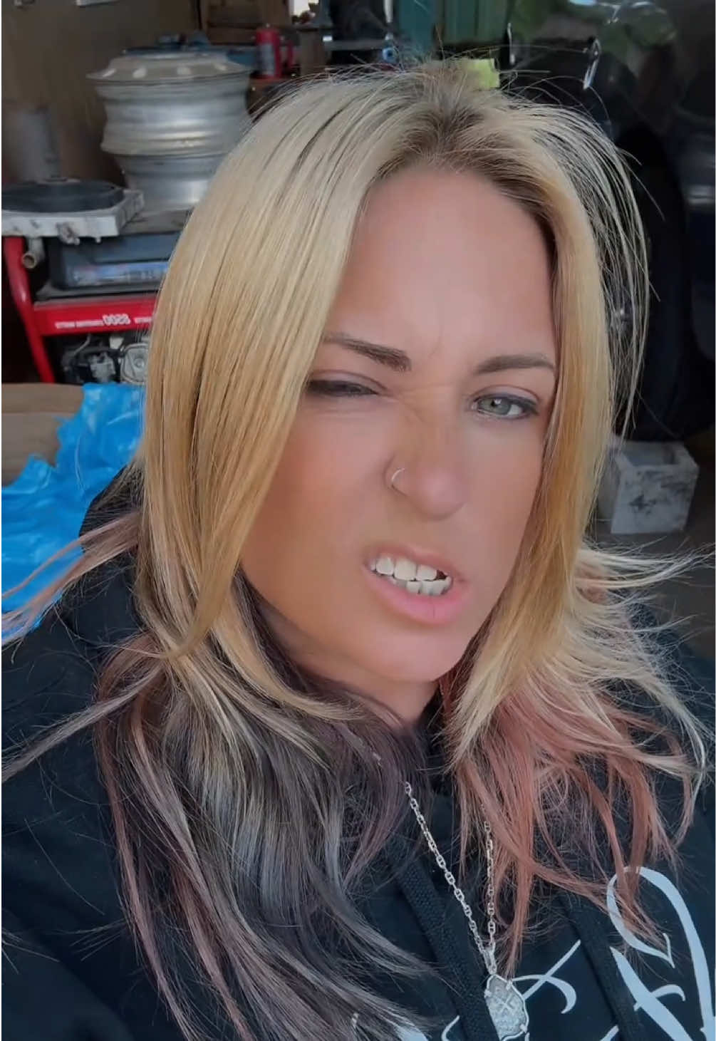 @ThatHotRodBlonde