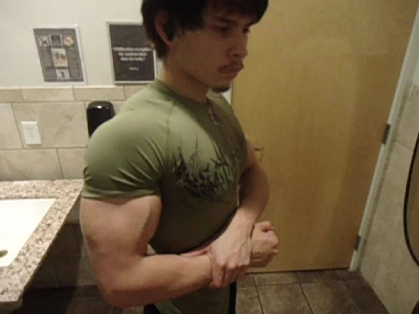 @phyz3k3