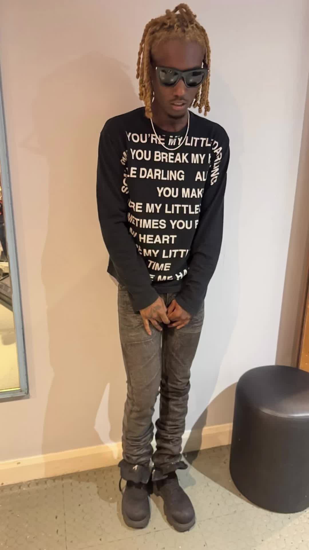 @+