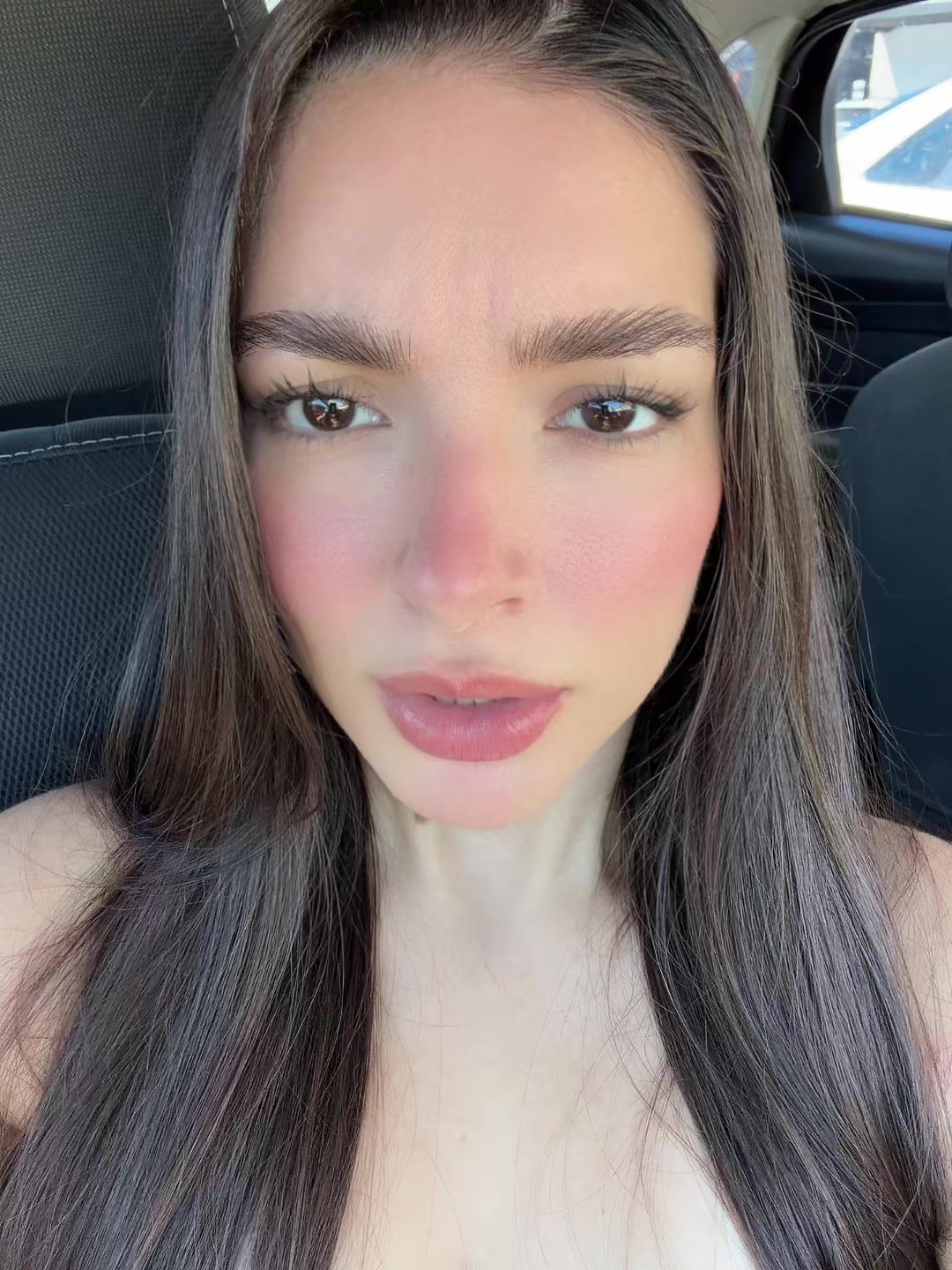 @Elizabolas
