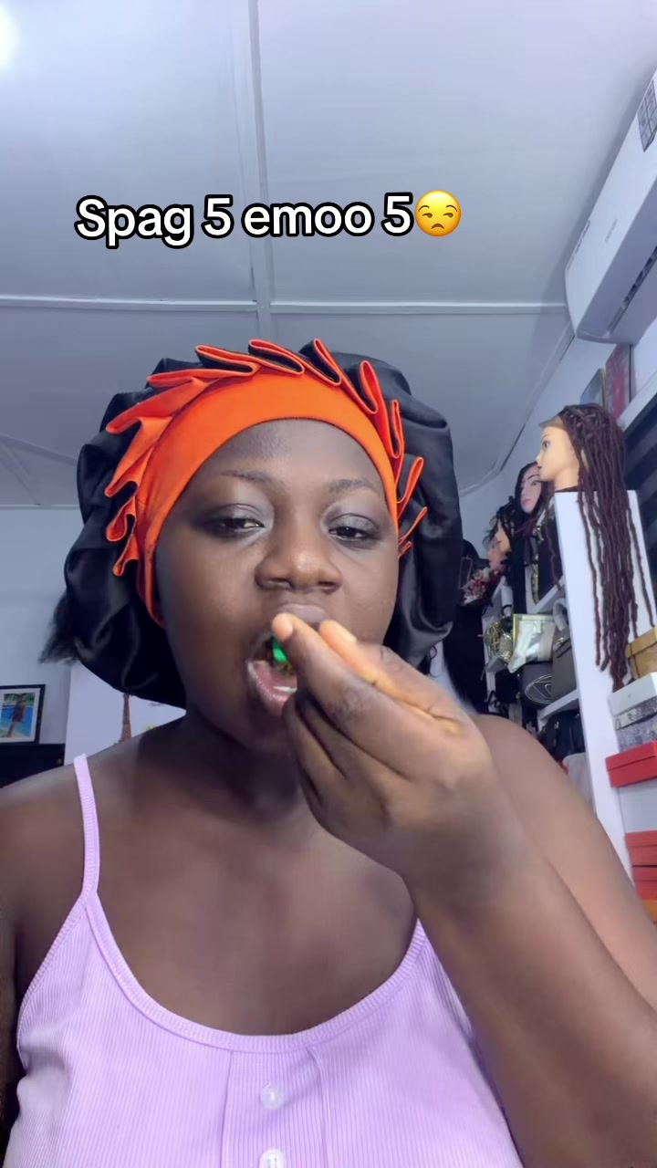 @Akosua Disturb💀🌺😒