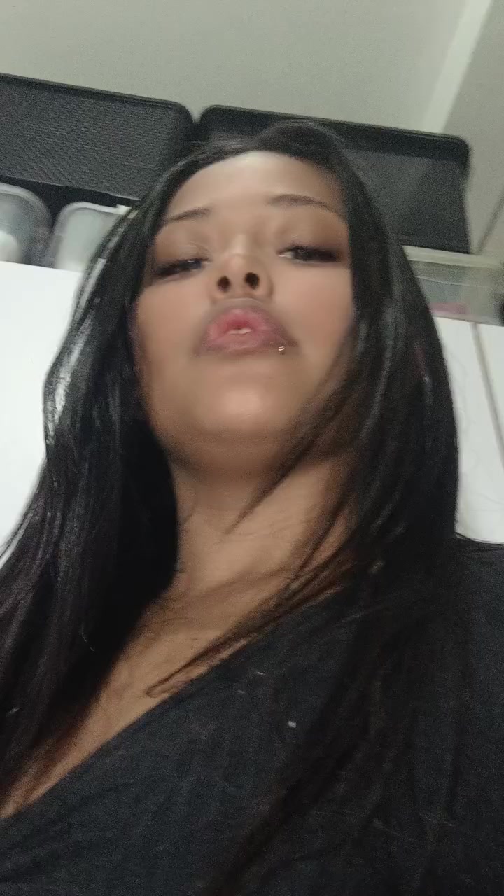 @Izabelle
