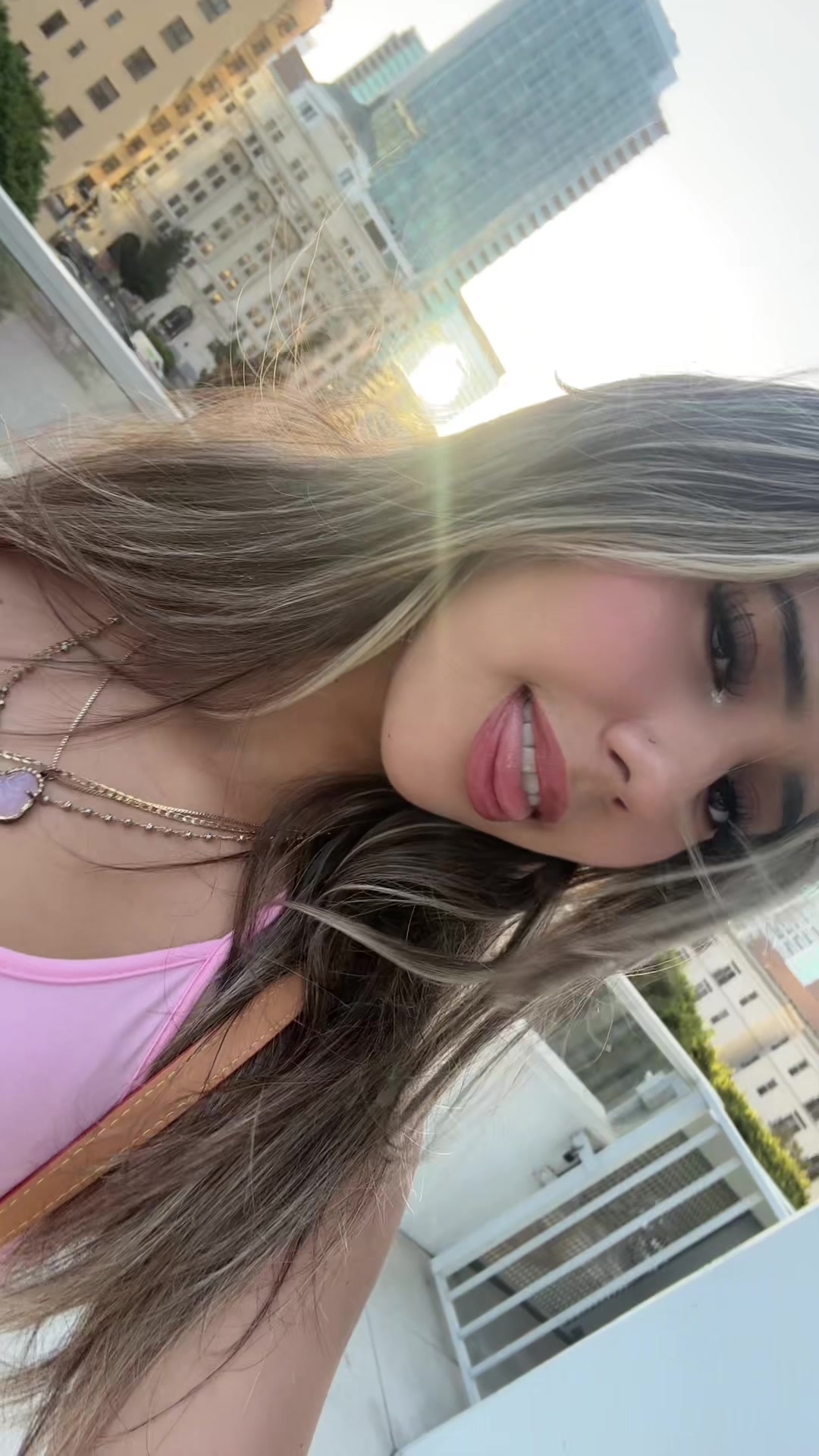 @celesteee