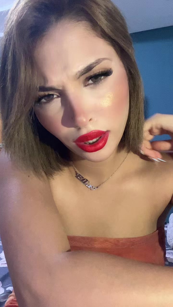 @𝐿𝒾𝓁𝓎 🦢