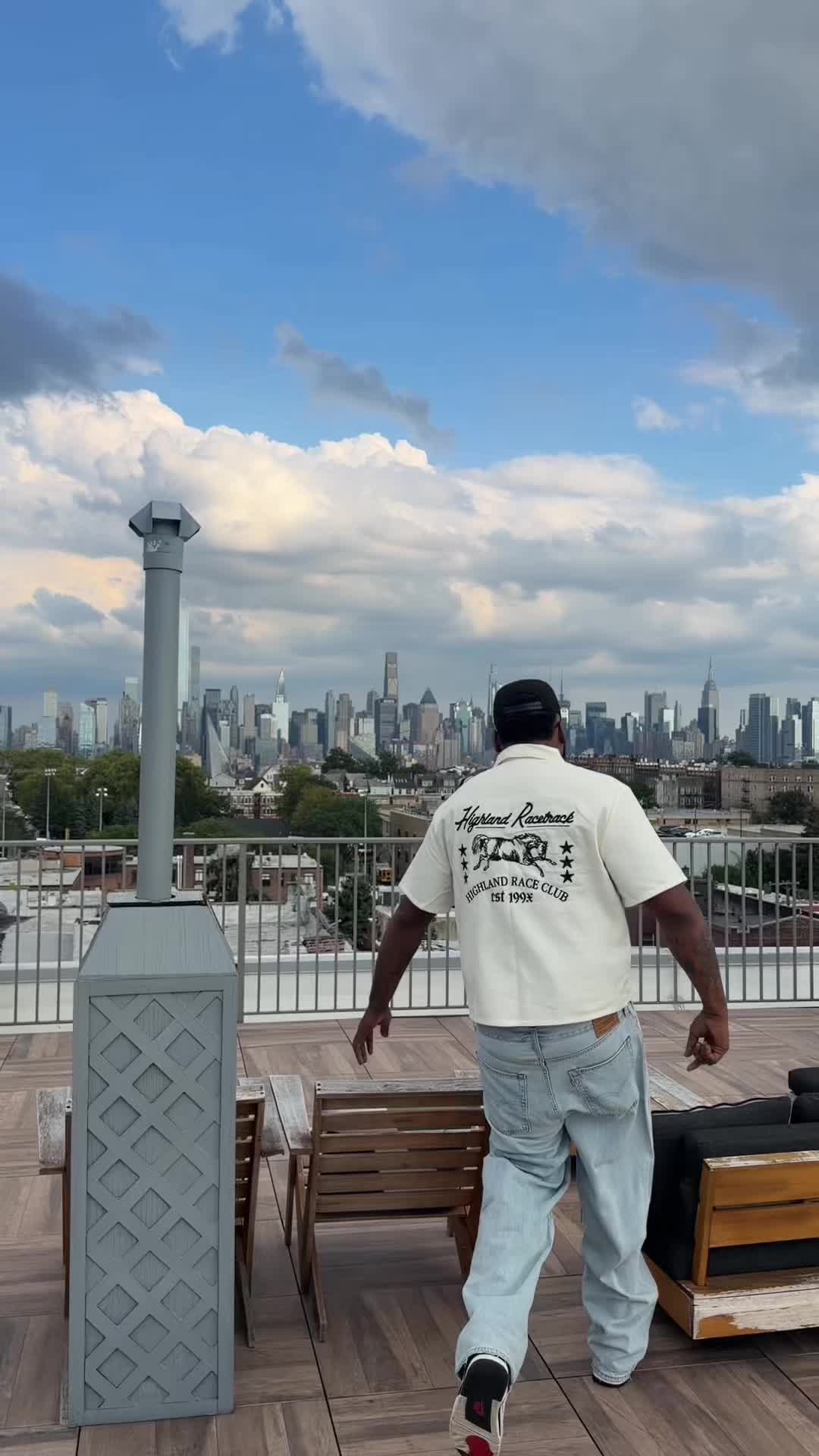 @whoiskingtrivv