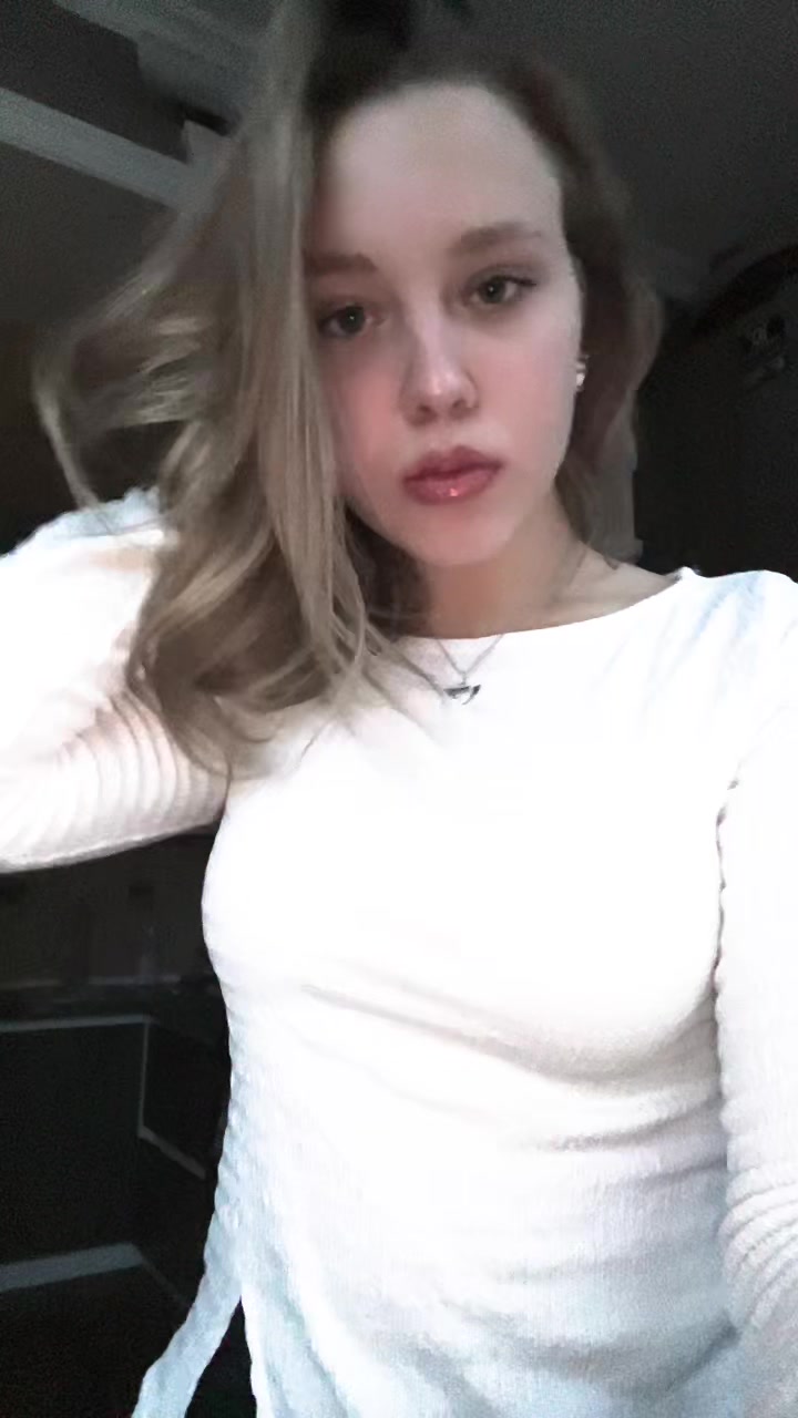 @<3