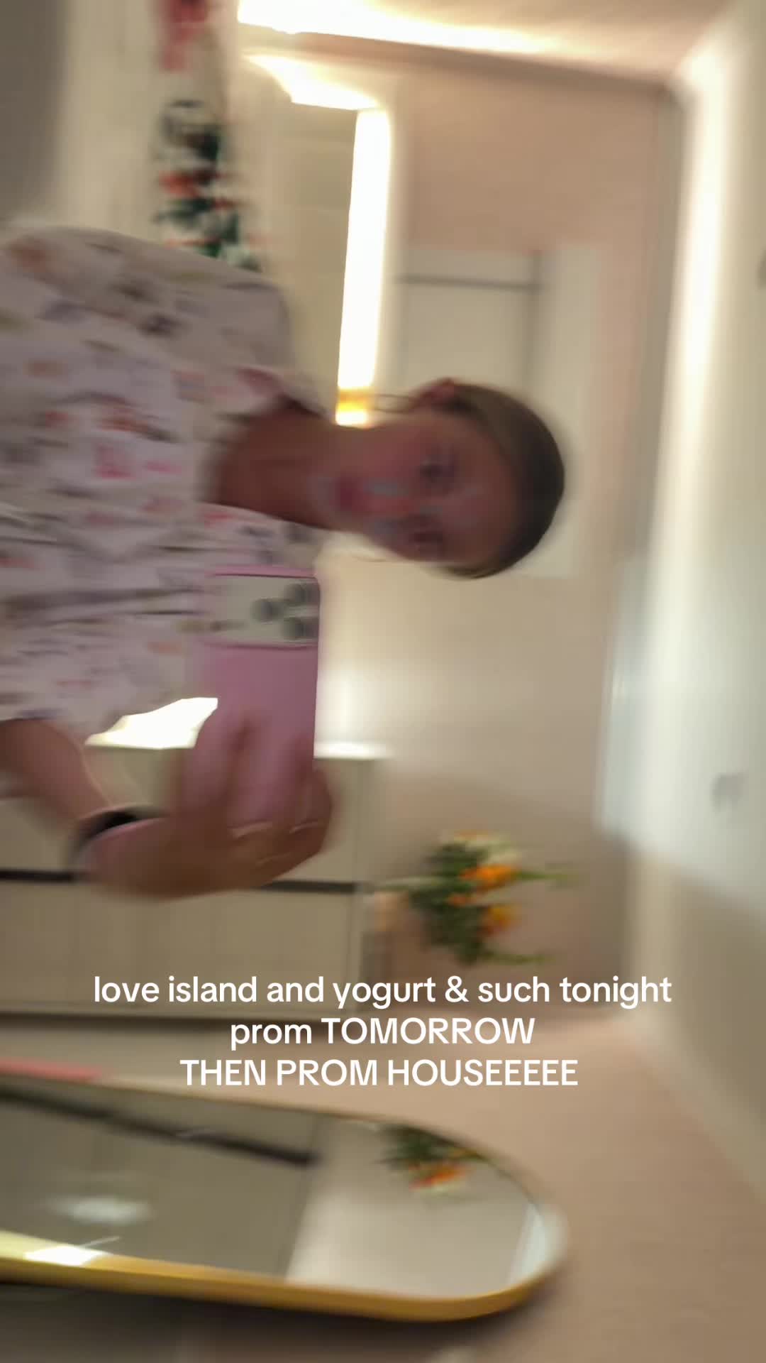@bellarice_