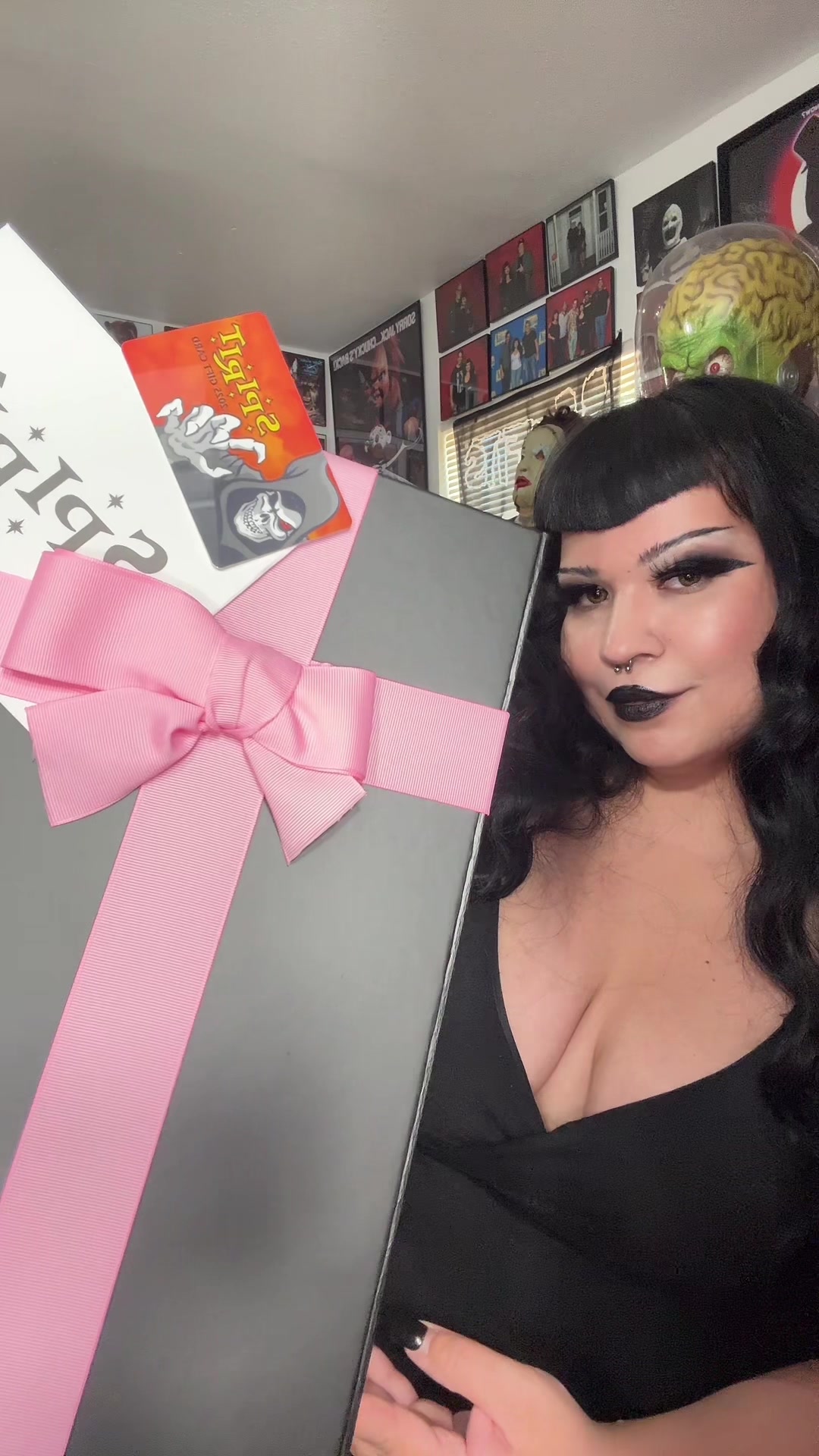 @lori_horror