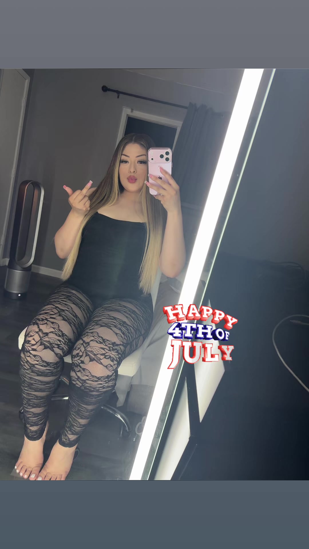@Samari Molina ⭐️