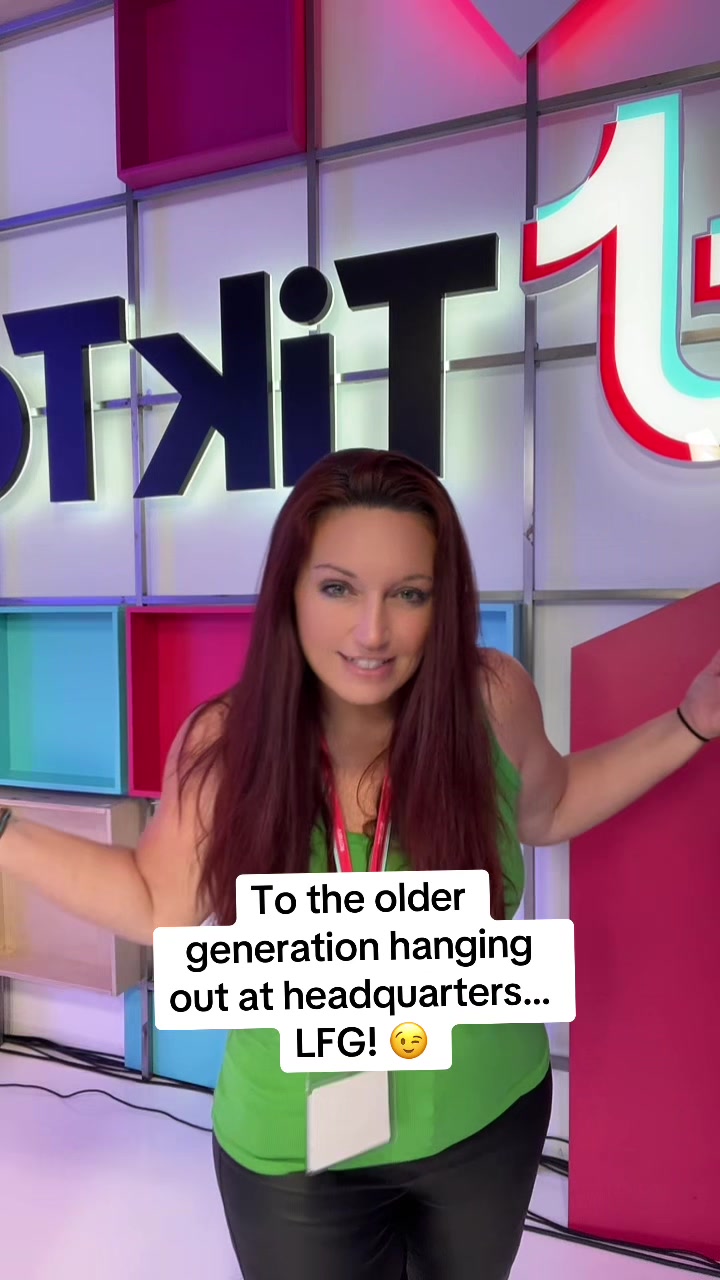 @🐝 𝓑𝓮𝓽𝓱 🧜♀️