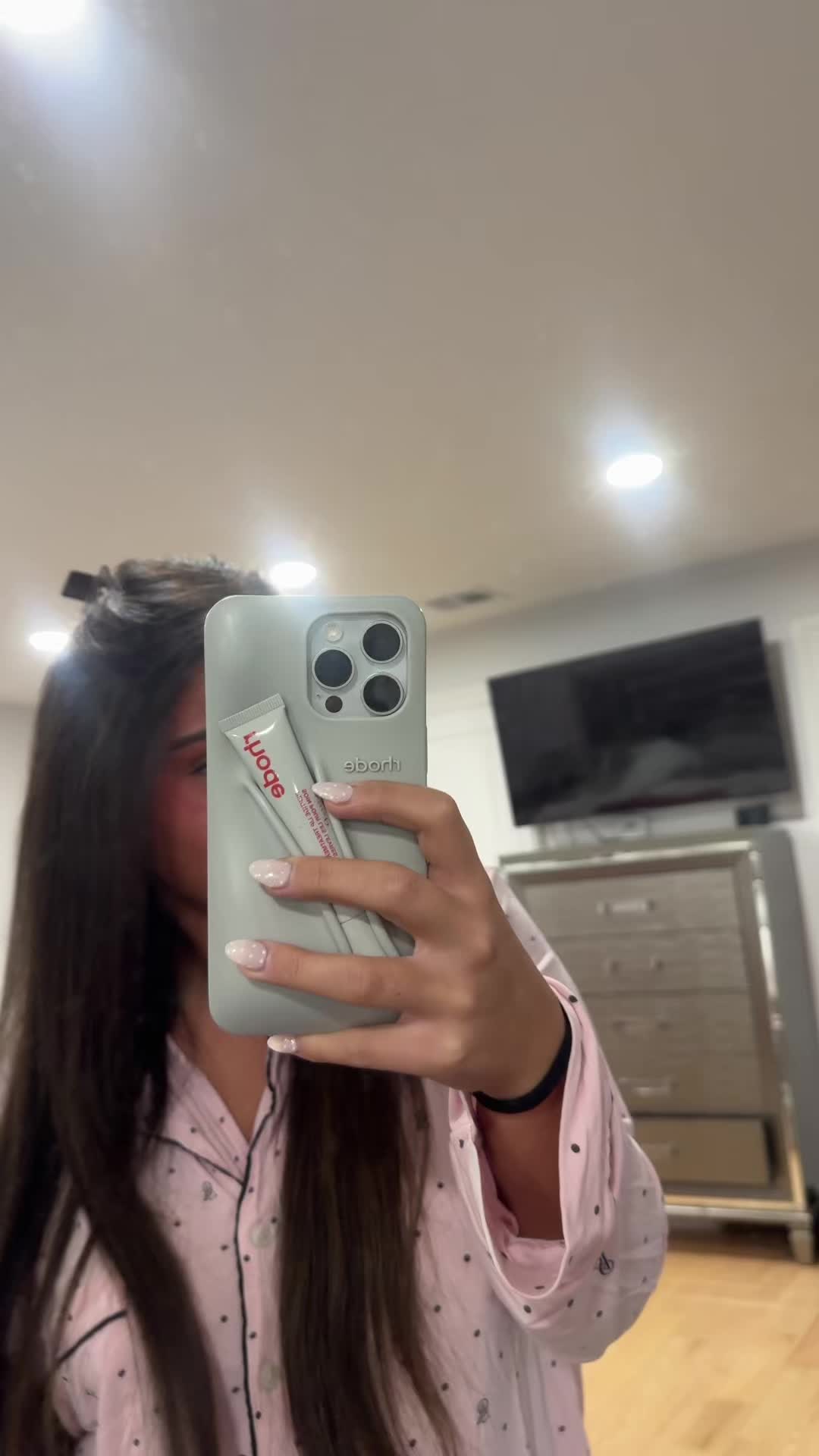 @danielledonononoohno
