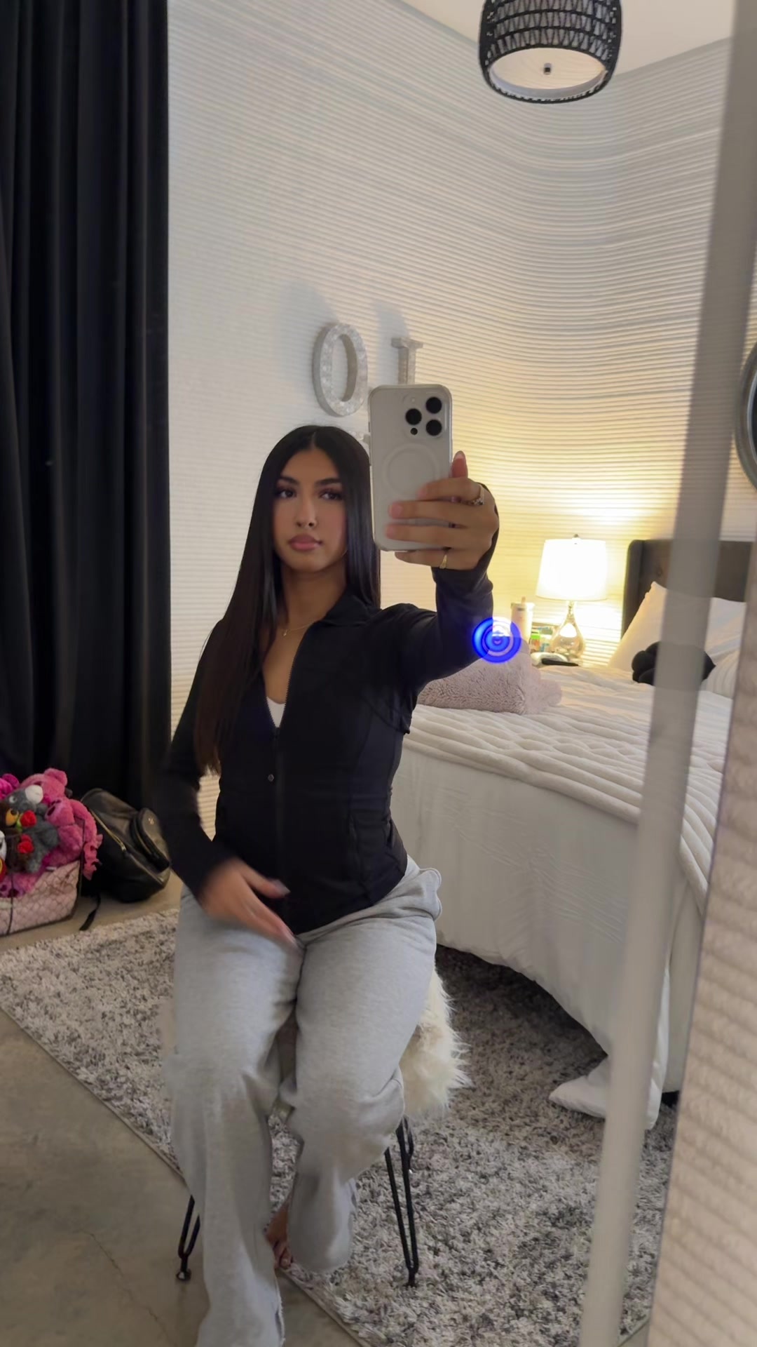 @jalynn