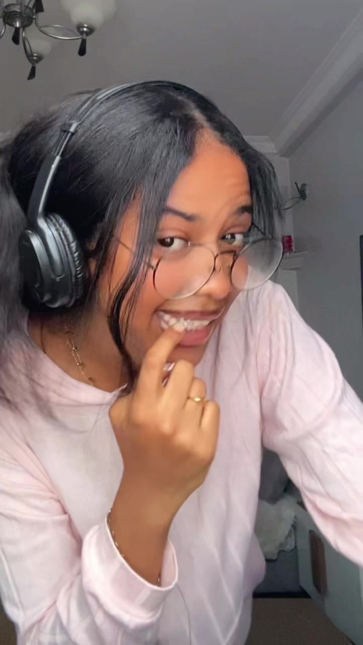 @Maduti179🌸