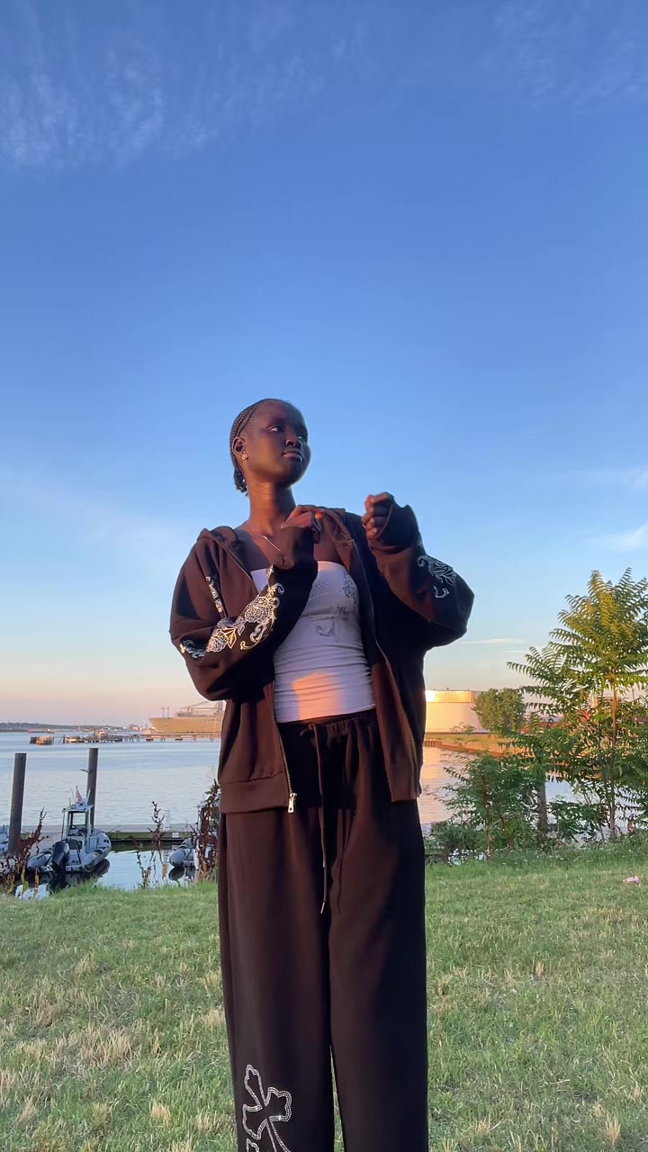 @Nyagoa211🇸🇸[Luna🇮🇳]